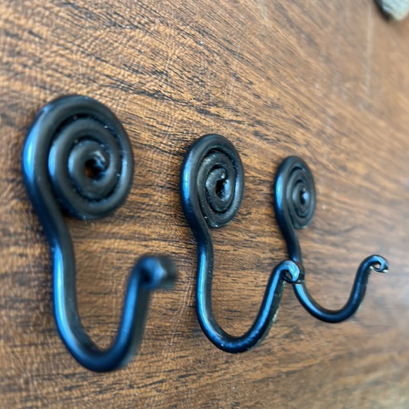 Set of 7 decorative wall hooks - Picture 8 of 10